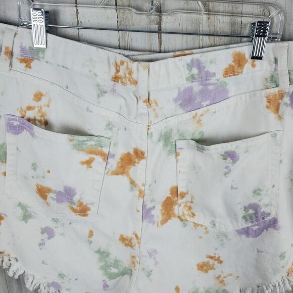 Wild Fable Highest Rise Denim Shorts White Tie Dye Size 18 - Picture 7 of 10